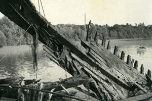 Raising of the HMS Tecumseth